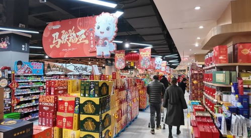 山東萊西春節(jié)消費(fèi)市場(chǎng)繁榮興旺，日用百貨購(gòu)銷兩旺年味足